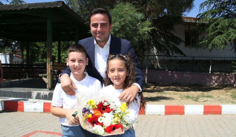 kulada-5-bin-557-ogrenci-karne-heyecani-yasadi-f4IALy5A.jpg