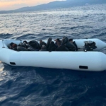 kusadasinda-18-duzensiz-gocmen-kurtarildi-XGJyAtZf.jpg