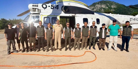 kusadasinda-konuslu-yangin-sondurme-helikopteri-goreve-hazir-zlu6DdJt.jpg