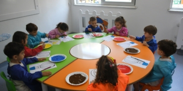 kusadasindaki-cocuk-gelisim-merkezi-yazin-da-hizmet-vermeye-devam-ediyor-8WBOzBrx.jpg