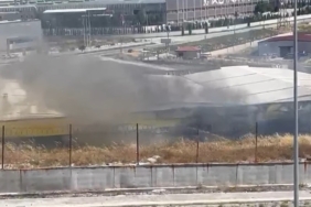 kutahya-30-agustos-osbde-comlek-fabrikasinda-yangin-panigi-7njrSwhy.jpg