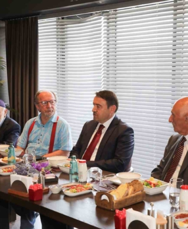 kutahya-cinisinin-gelecegi-masaya-yatirildi-wMdB6ne1.jpg