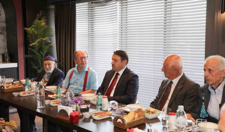 kutahya-cinisinin-gelecegi-masaya-yatirildi-wMdB6ne1.jpg