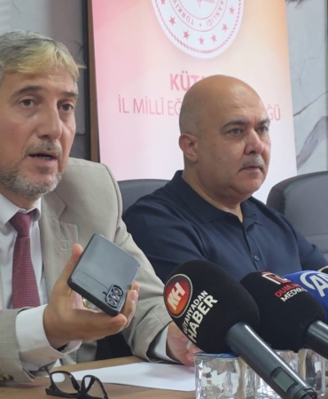 kutahya-il-mill-egitim-muduru-yilmaz-kutahya-mesleki-egitimde-turkiyeye-ornek-oldu-TArSDsRl.jpg