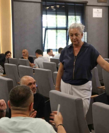 kutahya-osb-akademide-mavi-yaka-calisan-yonetimi-egitimi-duzenlendi-7RSL3sfi.jpg