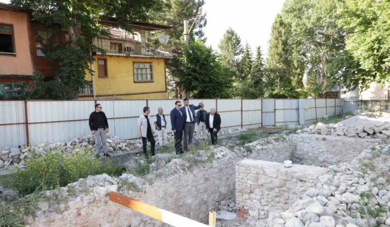 kutahya-yakup-celebi-imaret-kulliyesinde-restorasyon-calismalari-C9zbWaCE.jpg