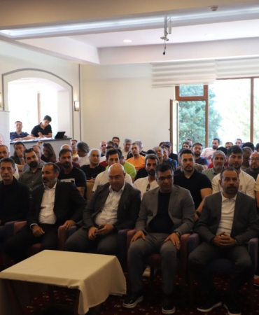 kutahya-yamac-parasutu-egitim-rehberlerini-agirliyor-nwQER2zM.jpg