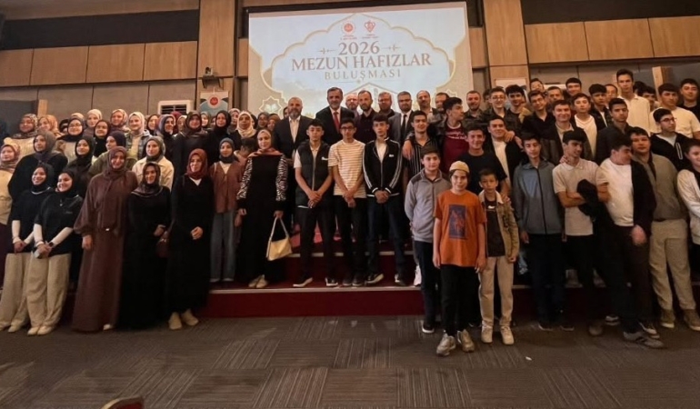 kutahyada-2026-mezun-hafizlar-bulusmasi-etkinligi-duzenlendi-21wYMkYe.jpg