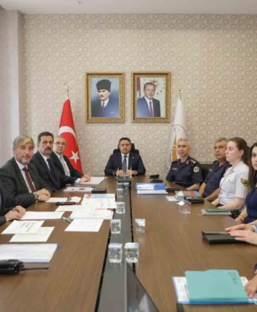 kutahyada-cocuklarin-egitim-hayati-boyunca-karsilasabilecekleri-guvenlik-riskleri-kapsamli-sekilde-ele-alindi-FbulY6TL.jpg