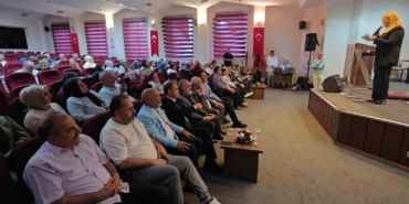 kutahyada-siir-ve-muzigin-bulustugu-anlamli-gece-WGPHwSts.jpg