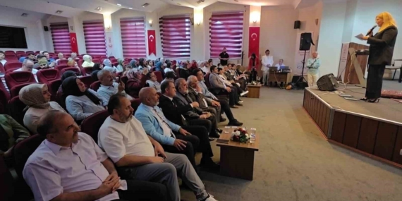 kutahyada-siir-ve-muzigin-bulustugu-anlamli-gece-WGPHwSts.jpg