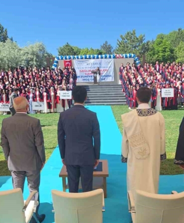 kutahyadan-saglik-ordusuna-541-yeni-mezun-dPu3Cwvf.jpg
