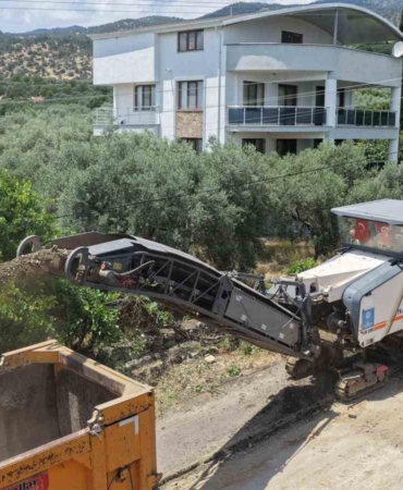 kuyucakta-mahalleleri-birbirine-baglayan-yol-yenileniyor-fxBOWFfI.jpg