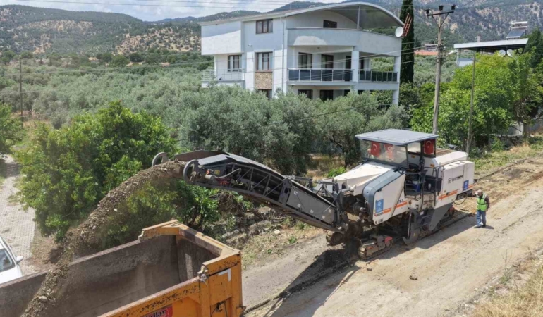 kuyucakta-mahalleleri-birbirine-baglayan-yol-yenileniyor-fxBOWFfI.jpg
