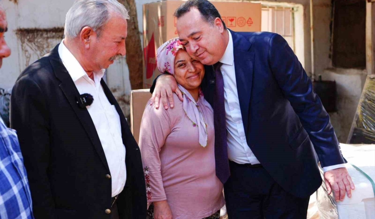 manisa-buyuksehirden-afetzedelere-ayni-ve-nakdi-yardim-b2BbjGCM.jpg