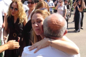 manisada-ferdi-zeyrek-vefatinin-birinci-yilinda-anildi-wzQXa3Ve.jpg