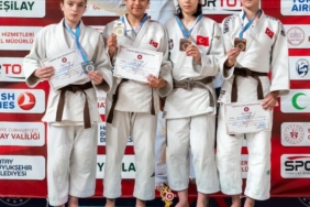 manisali-judoculardan-turkiye-sampiyonasinda-onemli-basari-sJnfI44M.jpg
