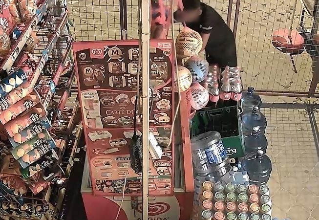 marketi-talan-eden-cocuklar-suc-makinesi-cikti-6e9NwfVI.jpg
