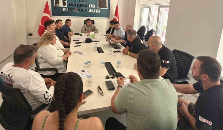 marmaris-turkiyenin-en-iyi-yuzuculerine-ev-sahipligi-yapacak-PRNJwwqQ.jpg