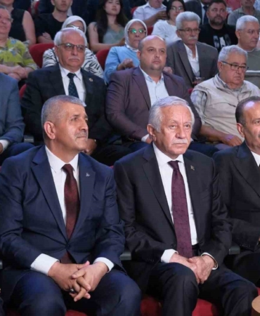 mhpli-sahin-ya-silahlar-gomulecek-ya-da-silahlariyla-gomulecekler-nO6gH2yV.jpg