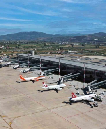 milas-bodrum-havalimani-5-ayda-940-bin-330-yolcuya-hizmet-verdi-ma9u4Z9L.jpg