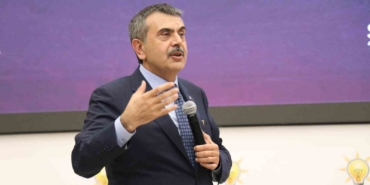 milli-egitim-bakani-tekin-ecevit-donemindeki-mektuplarla-yeni-ve-eski-turkiyeyi-karsilastirdi-mz8kww2D.jpg