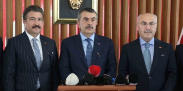 milli-egitim-bakani-tekin-yksye-giren-butun-genclerimize-basarilar-diliyorum-qbdcjOVi.jpg