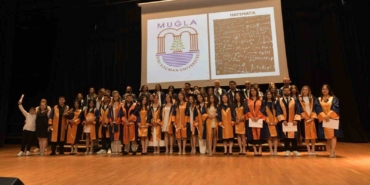 msku-fen-fakultesinde-mezuniyet-heyecani-ayffNnFm.jpg