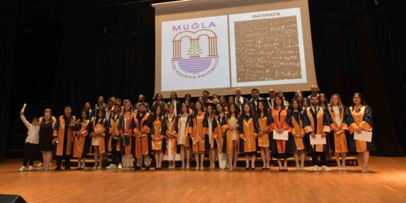msku-fen-fakultesinde-mezuniyet-heyecani-ayffNnFm.jpg