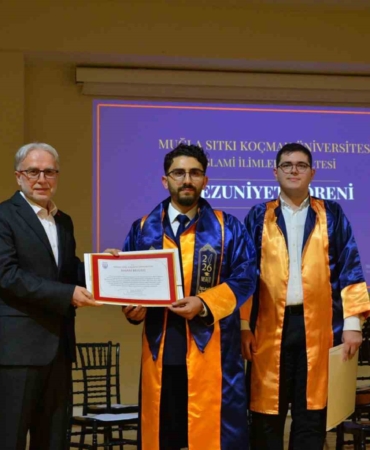 msku-islami-ilimler-fakultesi-mezunlarini-verdi-nKI3722N.jpg