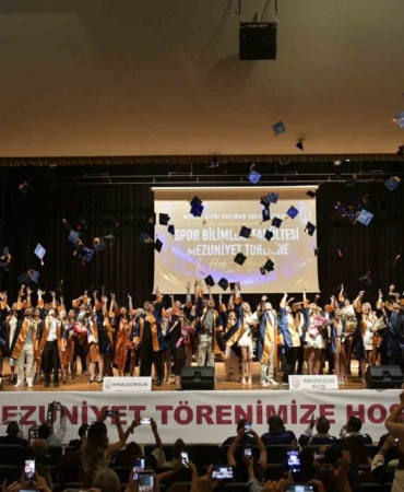 msku-spor-bilimleri-fakultesi-mezunlarini-ugurladi-bQnQvhrQ.jpg