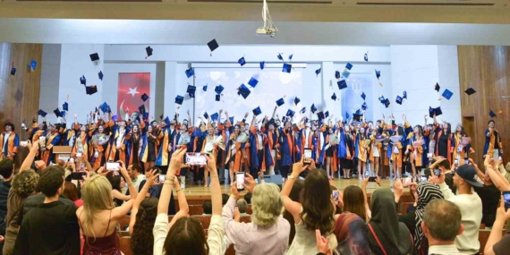 msku-teknoloji-fakultesi-mezunlarini-ugurladi-NP8Ab9QG.jpg