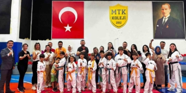 mtk-kolejinde-tekvando-kusak-terfi-sinavi-ey8qvCCG.jpg