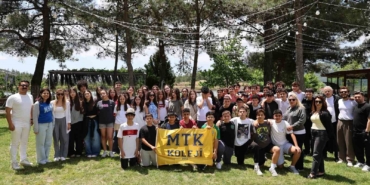 mtk-kolejinden-lgs-oncesi-ogrencilere-moral-ve-motivasyon-destegi-fMDH3vn6.jpg