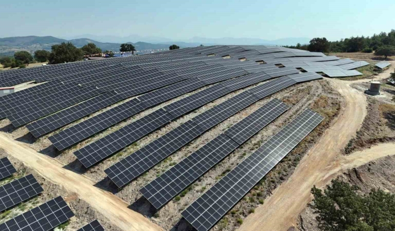 mugla-buyuksehir-enerjideki-yonunu-gunese-cevirdi-KUfQQBiq.jpg