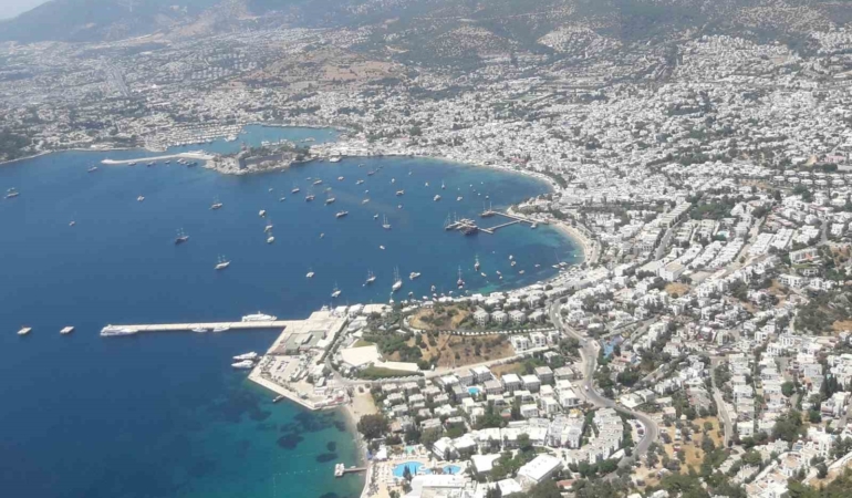 muglada-26-bin-653-yabanci-ikamet-ediyor-xhr5pSXH.jpg