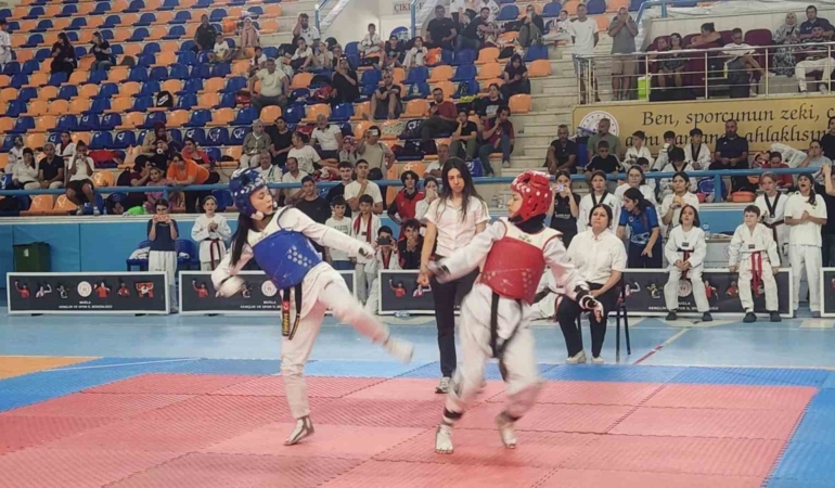 muglada-taekwondo-il-secmeleri-heyecani-yasandi-r6dTRGsx.jpg