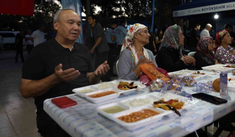 muharrem-ayi-iftar-sofralari-aydinda-kurulmaya-basladi-qZX61CQj.jpg
