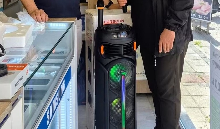 muhtardan-mahalle-sakinlerine-ucretsiz-ses-sistemi-hizmeti-GyNy2HtY.jpg