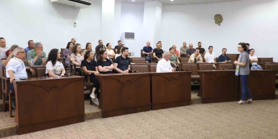nazilli-belediyesi-hizmet-ici-egitimlerine-devam-ediyor-7lCy3XQg.jpg