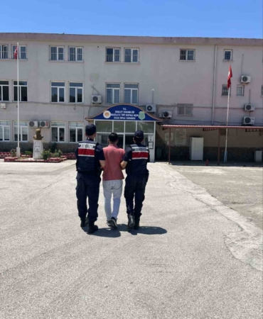 nazillide-5-yil-4-ay-hapis-cezasiyla-aranan-hukumlu-yakalandi-Tw997eTy.jpg