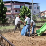 nazillide-cocuk-oyun-ve-spor-alanlari-bakima-alindi-VWkl9BxE.jpg