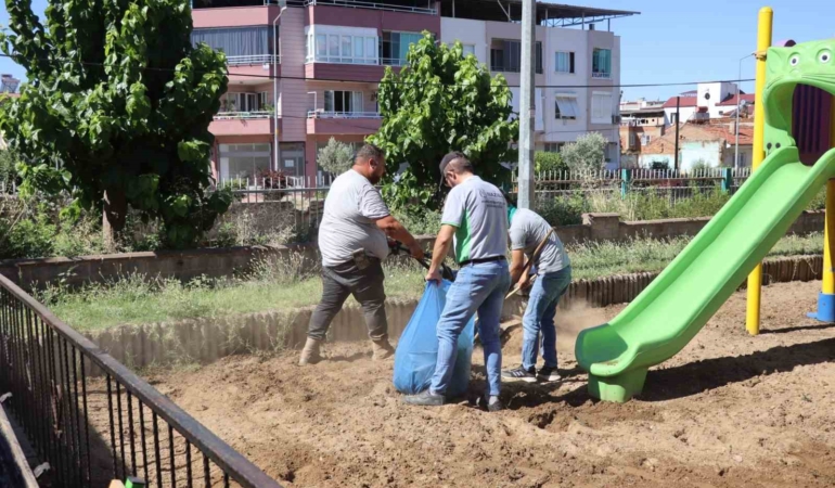 nazillide-cocuk-oyun-ve-spor-alanlari-bakima-alindi-VWkl9BxE.jpg