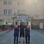 nazillide-uyusturucu-sucundan-aranan-hukumlu-yakalandi-9QvIBSIU.jpg