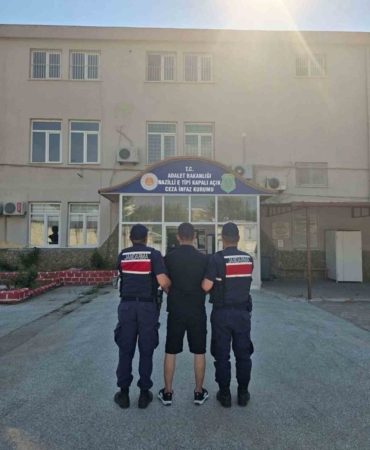 nazillide-uyusturucu-sucundan-aranan-hukumlu-yakalandi-9QvIBSIU.jpg