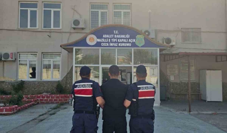 nazillide-uyusturucu-sucundan-aranan-hukumlu-yakalandi-9QvIBSIU.jpg