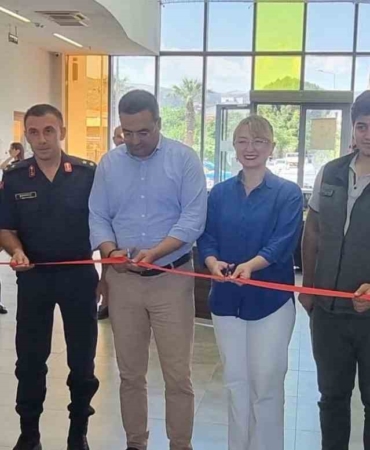 ogrencilerden-muhtesem-sergi-ve-tiyatro-gosterisi-vSpVgDJ5.jpg