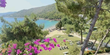 okullar-kapandi-bodrum-sahilleri-doldu-mj8d5JAs.jpg