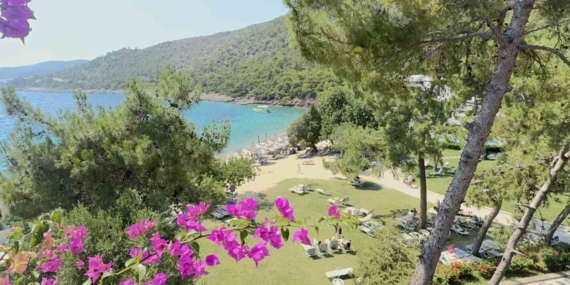 okullar-kapandi-bodrum-sahilleri-doldu-mj8d5JAs.jpg