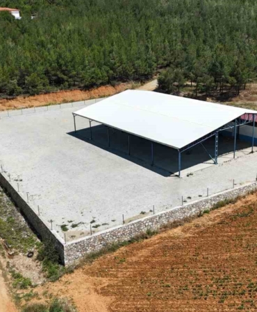 orentaht-mahallesindeki-sosyal-tesislerdeki-eksikler-tamamlandi-PS5DexrO.jpg